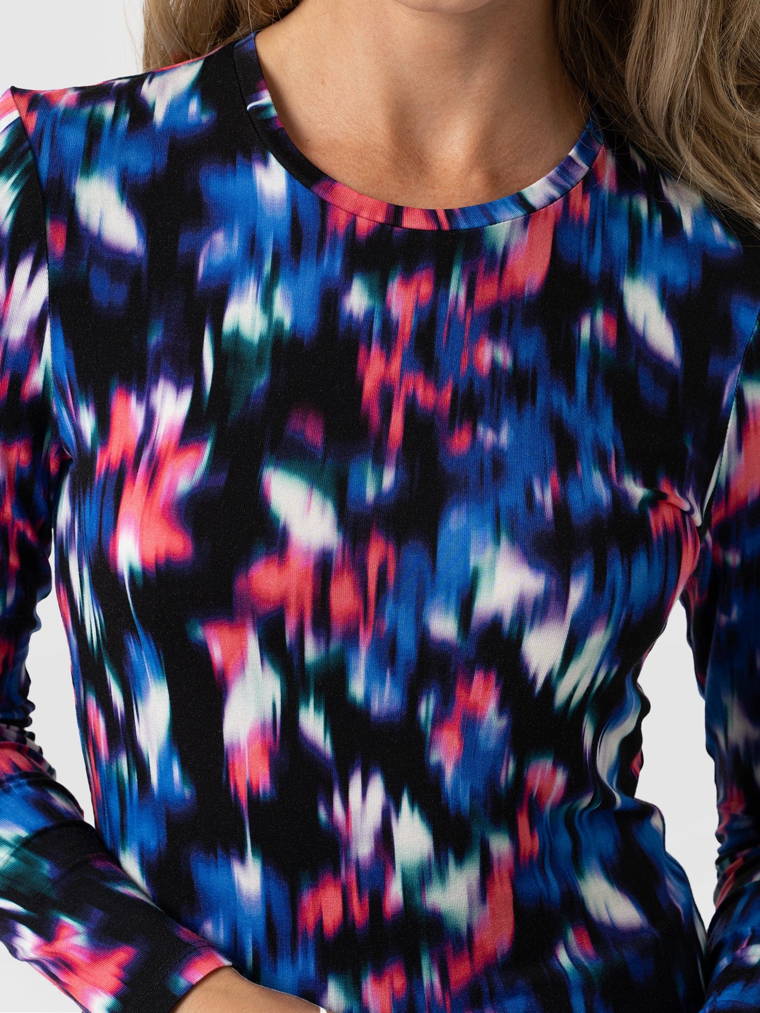 Austen Crew Neck Tee - Digital Filter